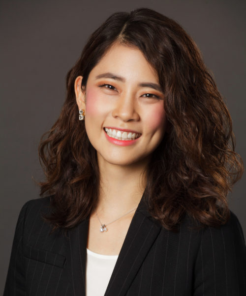 Samantha-Headshot-R-V3 Samantha-Headshot-R-V3